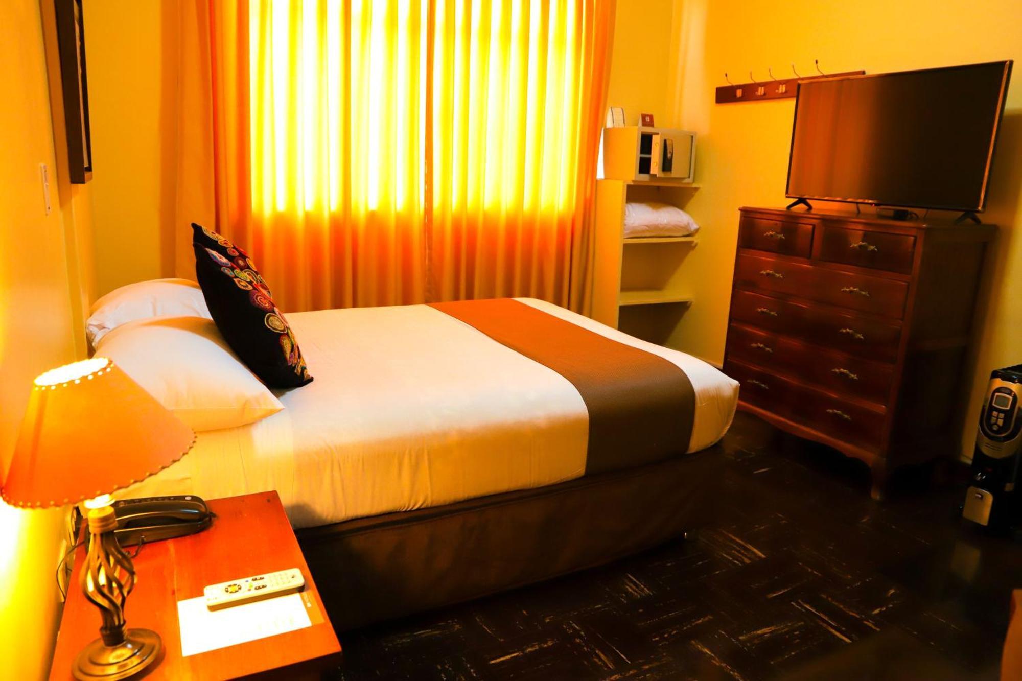 Dm Hoteles Ayacucho Ngoại thất bức ảnh